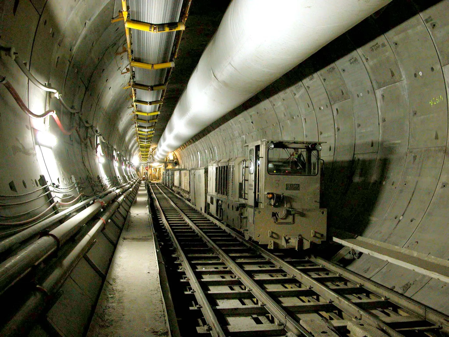 Dr. Rehm – Tunnelbau-Service – Baubetrieb/Logistik